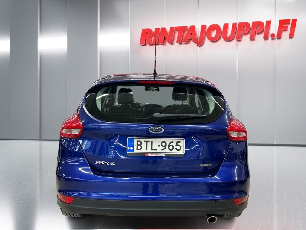 Ford Focus 2015 Sininen