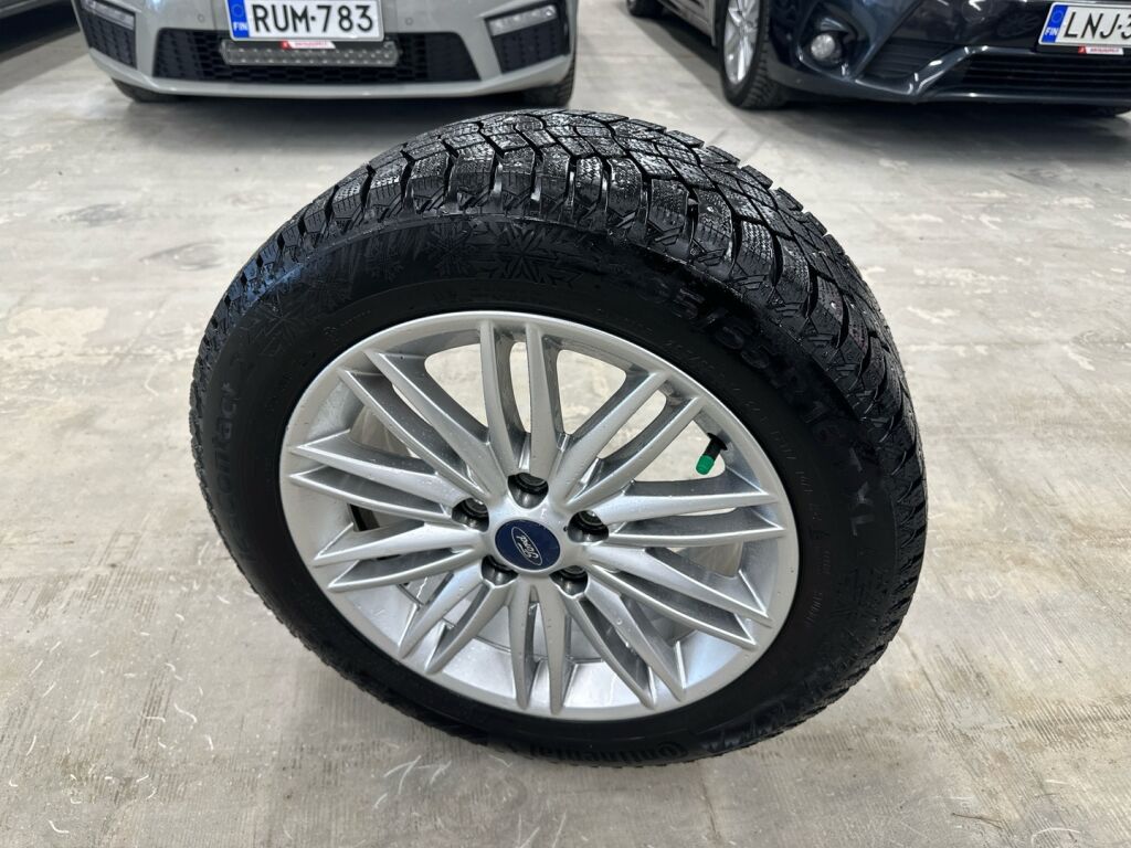 Ford Focus 2015 Sininen