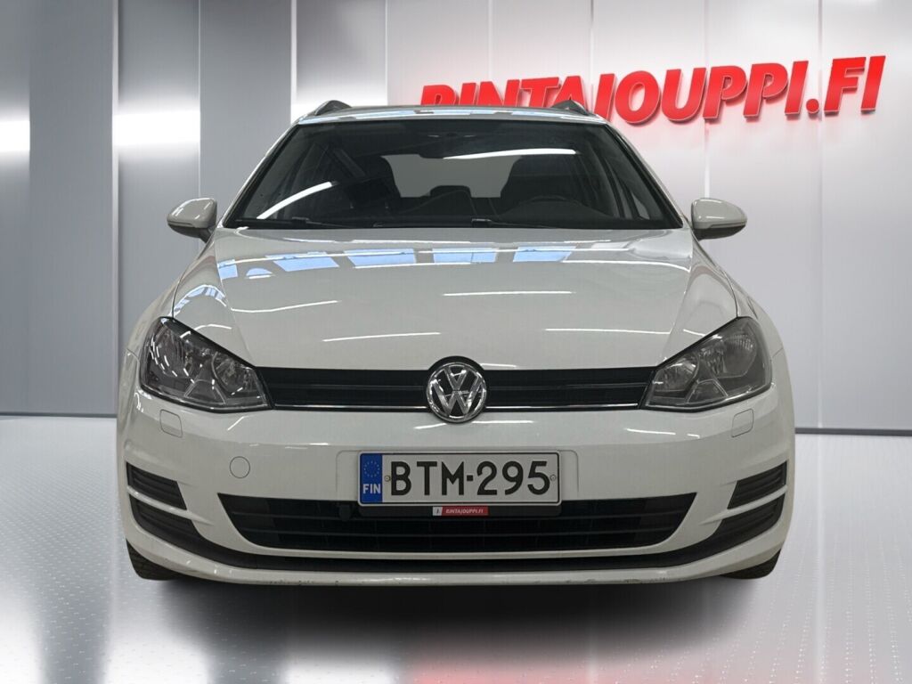 Volkswagen Golf 2016 Valkoinen
