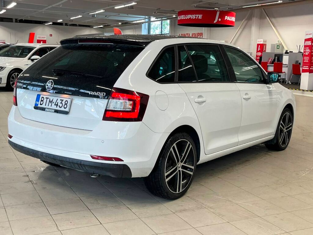 Skoda Rapid 2015 Valkoinen