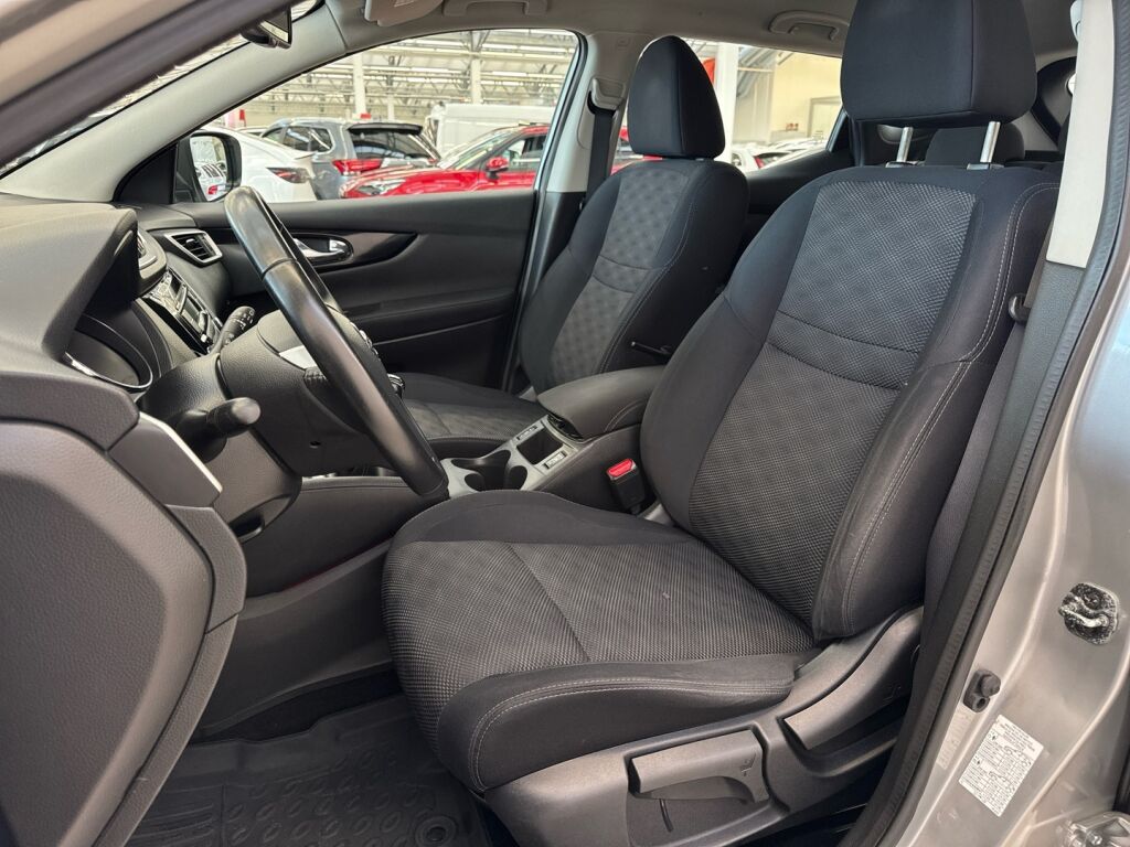 Nissan Qashqai 2017 Hopea