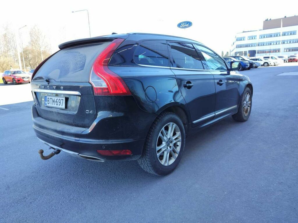 Volvo XC60 2015 Musta