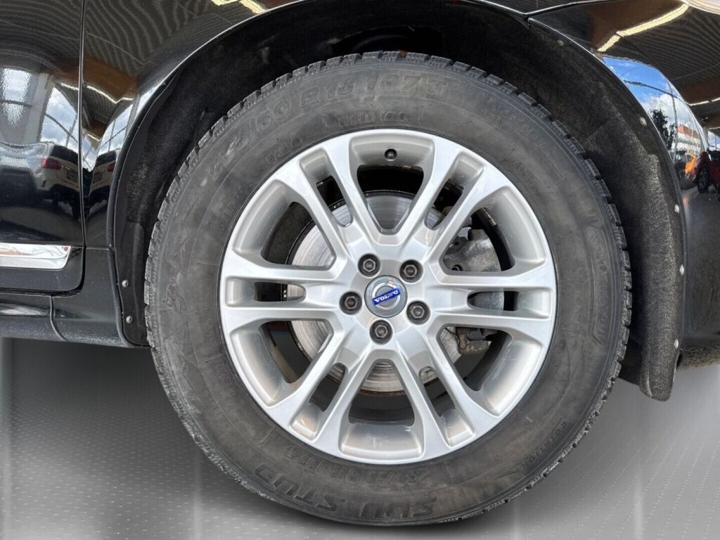 Volvo XC60 2015 Musta