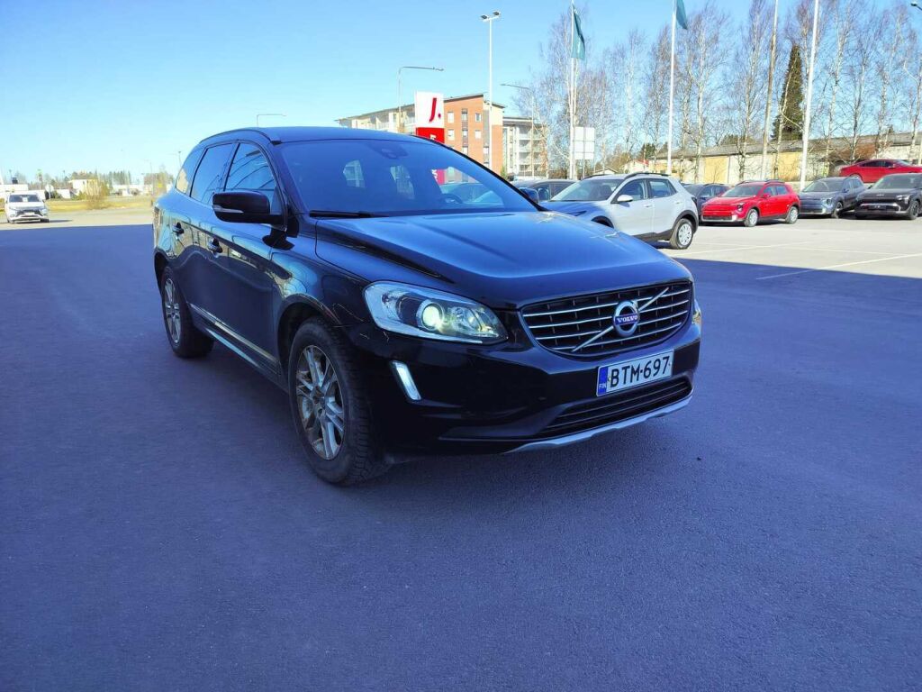 Volvo XC60 2015 Musta