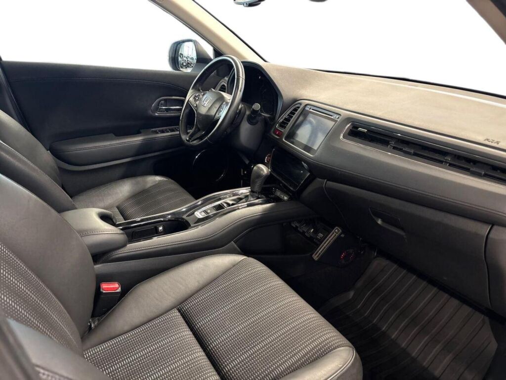 Honda HR-V 2015 Valkoinen