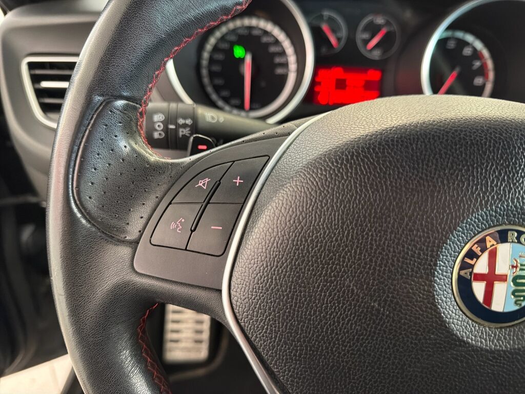 Alfa Romeo Giulietta 2016 Harmaa