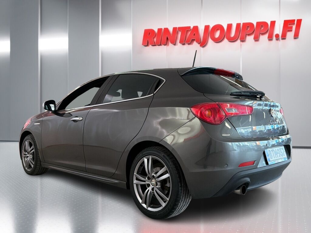 Alfa Romeo Giulietta 2016 Harmaa