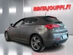Alfa Romeo Giulietta 2016 Harmaa