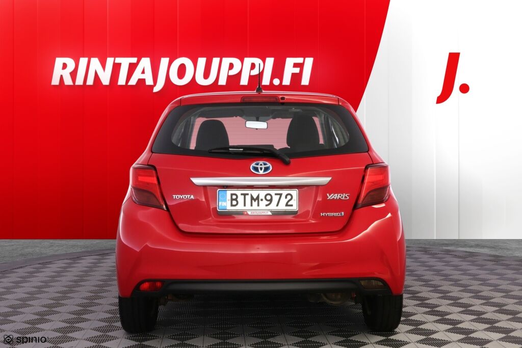Toyota Yaris 2015 Punainen