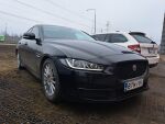 Jaguar XE 2016 Musta