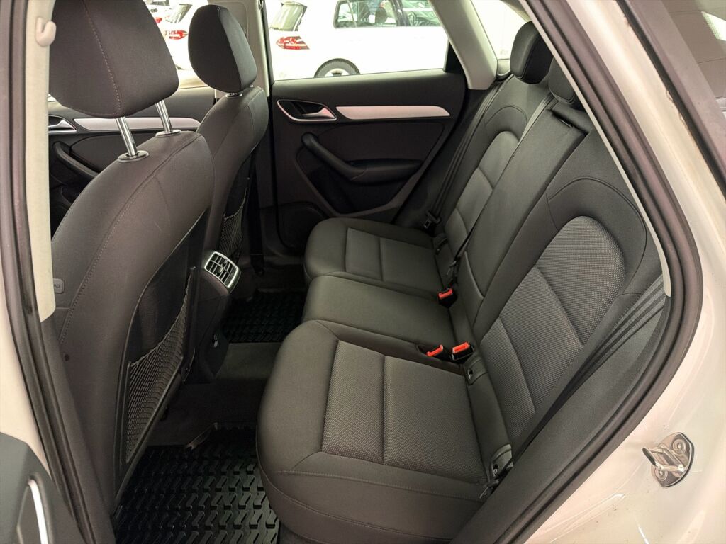 Audi Q3 2016 Valkoinen