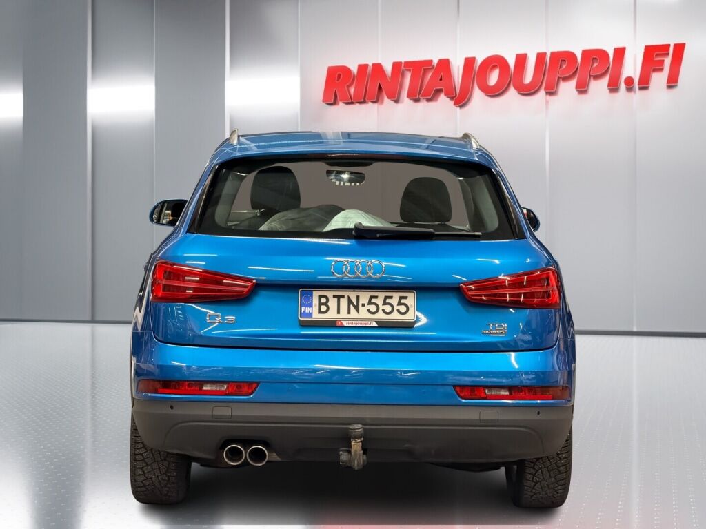 Audi Q3 2016 Sininen