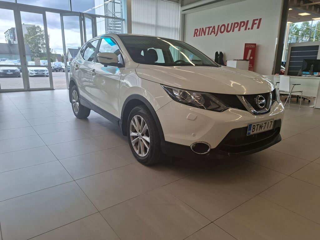 Nissan Qashqai 2015 Valkoinen