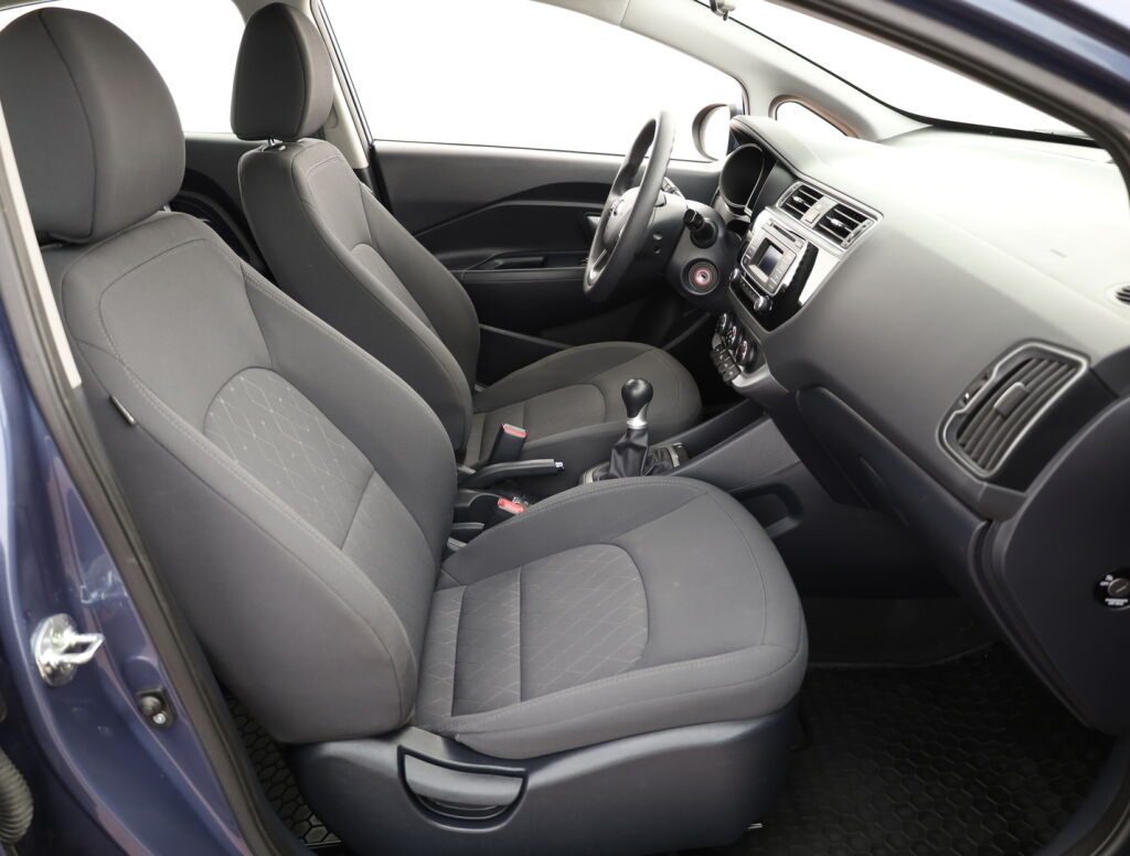 Kia Rio 2016 Sininen