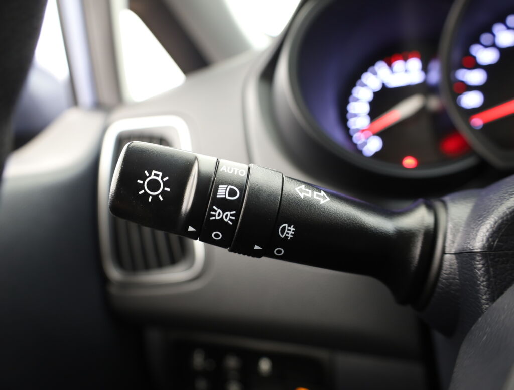Kia Rio 2016 Sininen