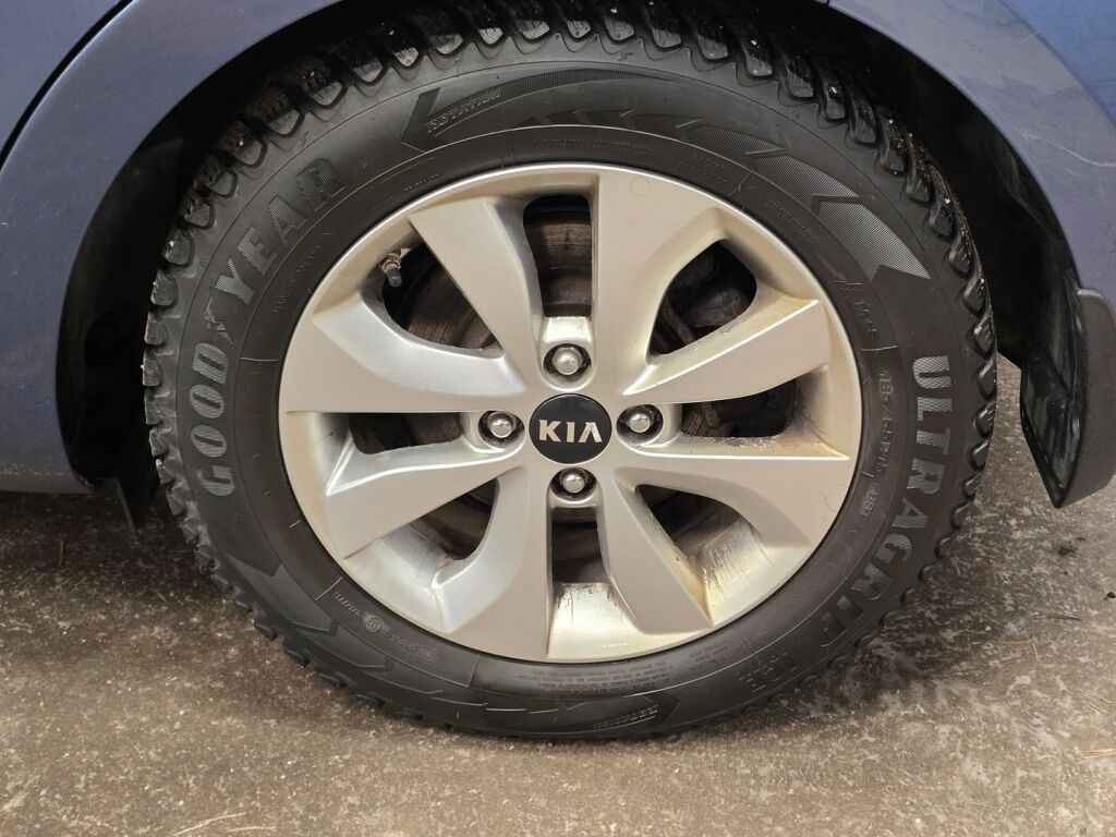 Kia Rio 2016 Sininen