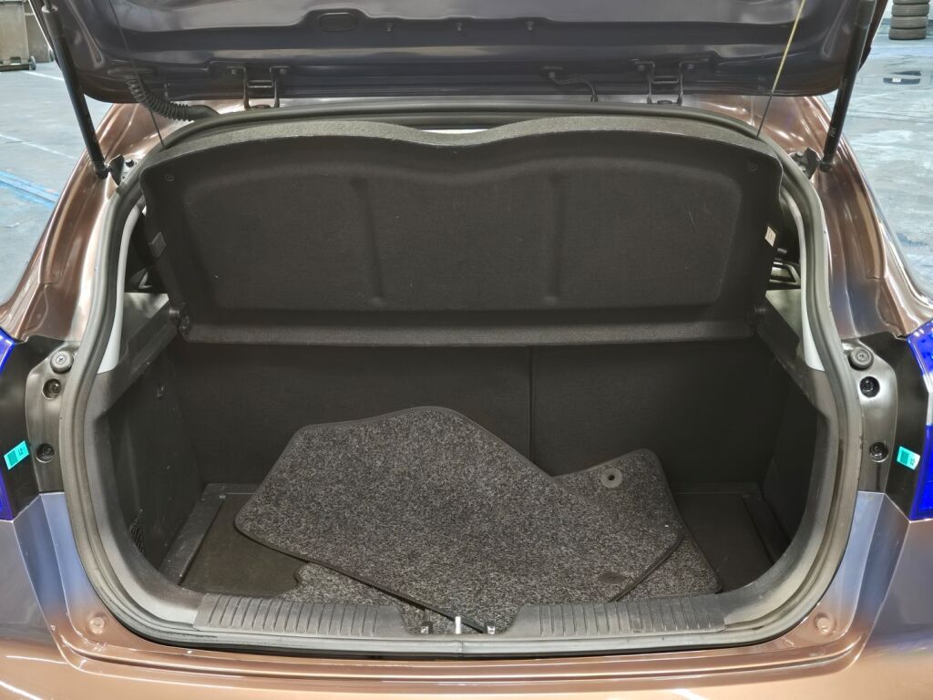 Kia Rio 2016 Sininen