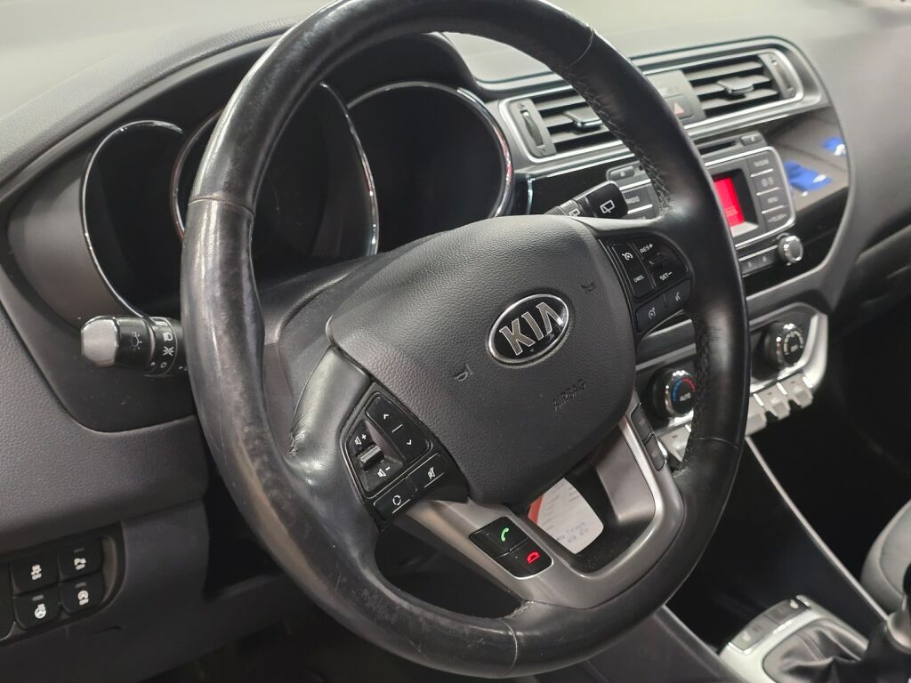 Kia Rio 2016 Sininen