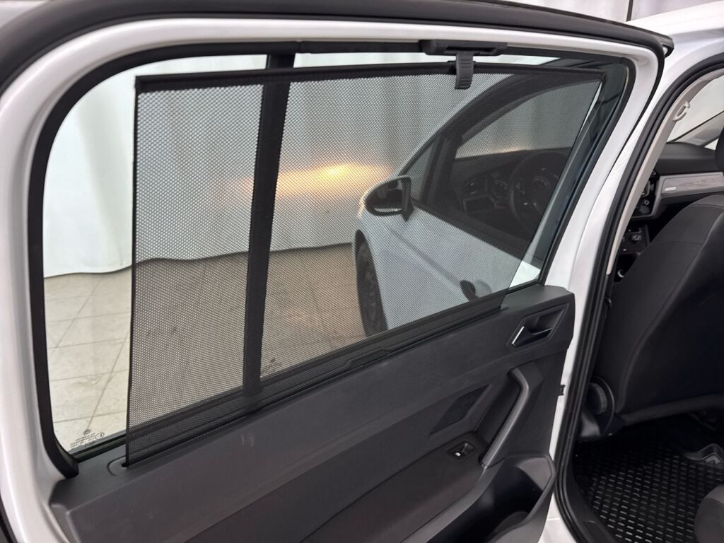 Volkswagen Touran 2016 Valkoinen