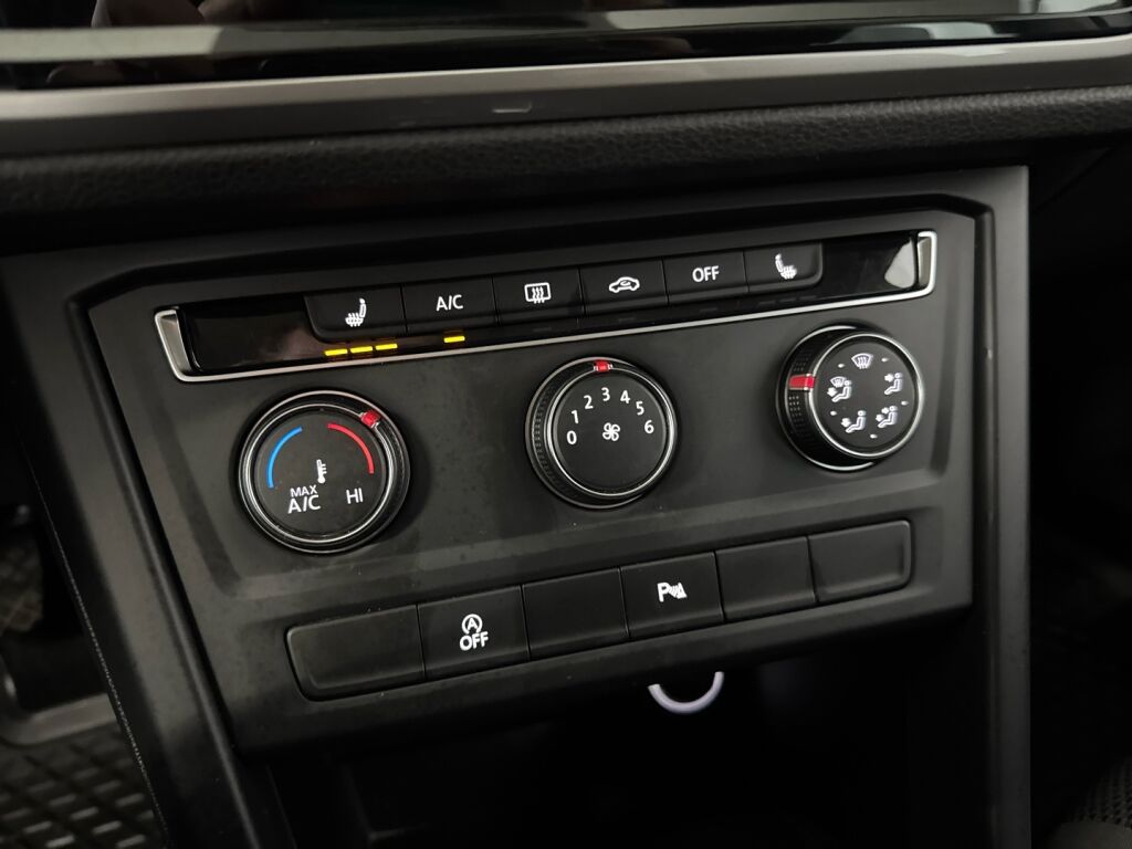 Volkswagen Touran 2016 Valkoinen