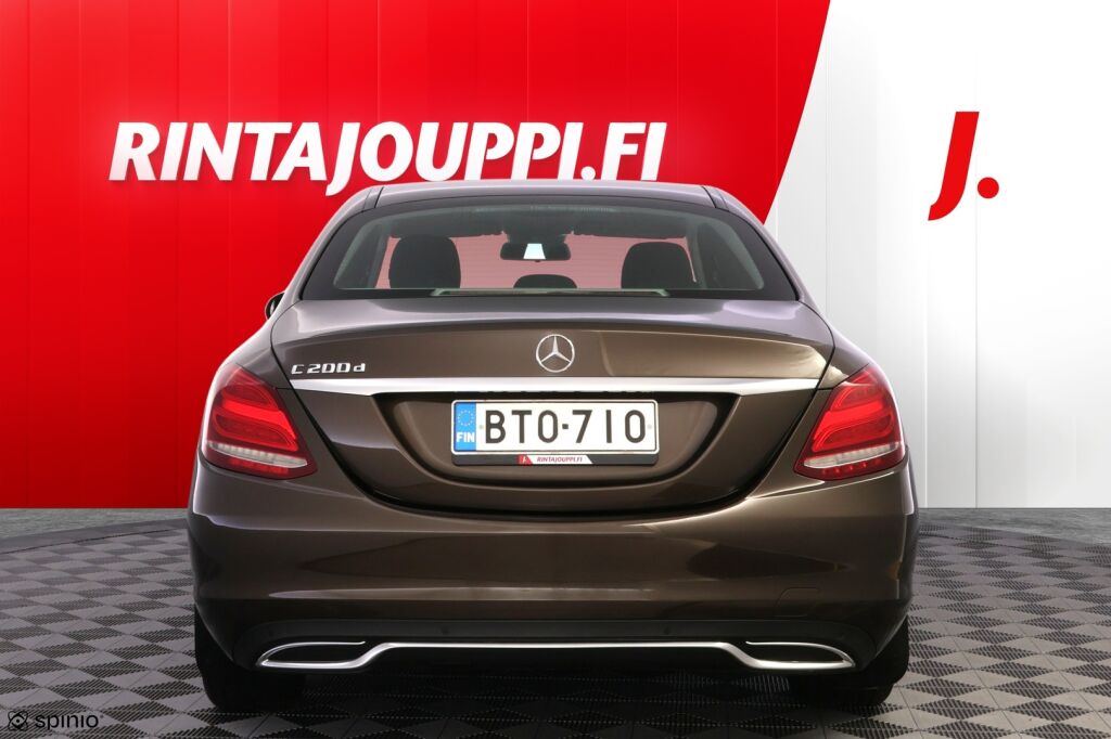 Mercedes-Benz C 2016 Ruskea (beige)