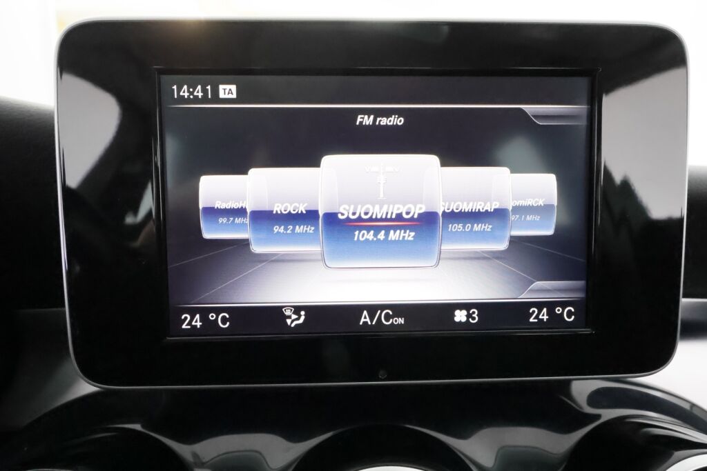 Mercedes-Benz C 2016 Ruskea (beige)