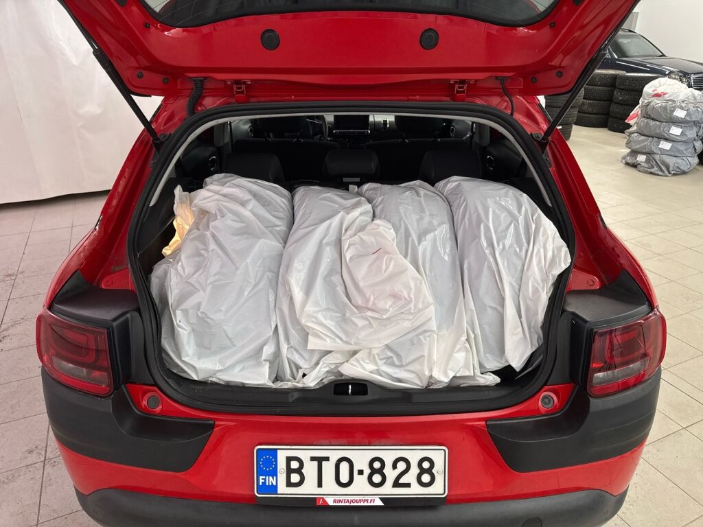 Citroen C4 Cactus 2016 Punainen