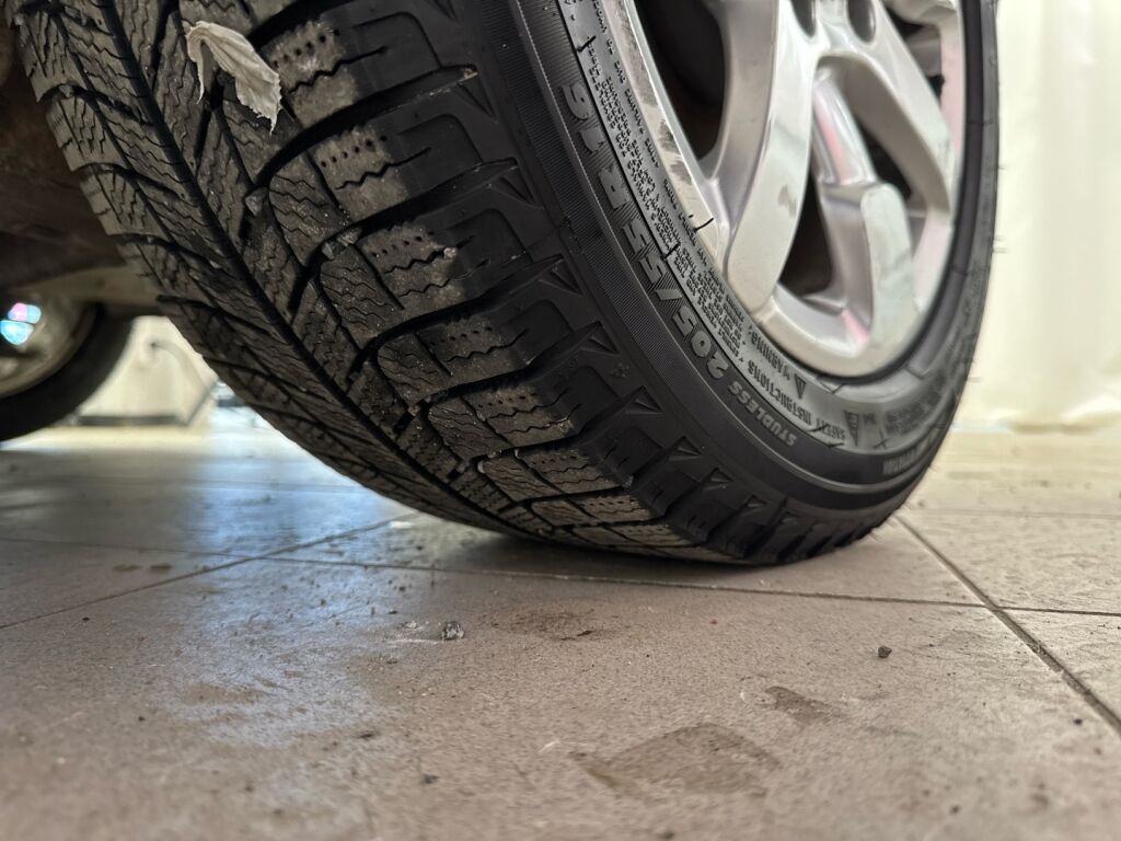 Citroen C4 Cactus 2016 Punainen