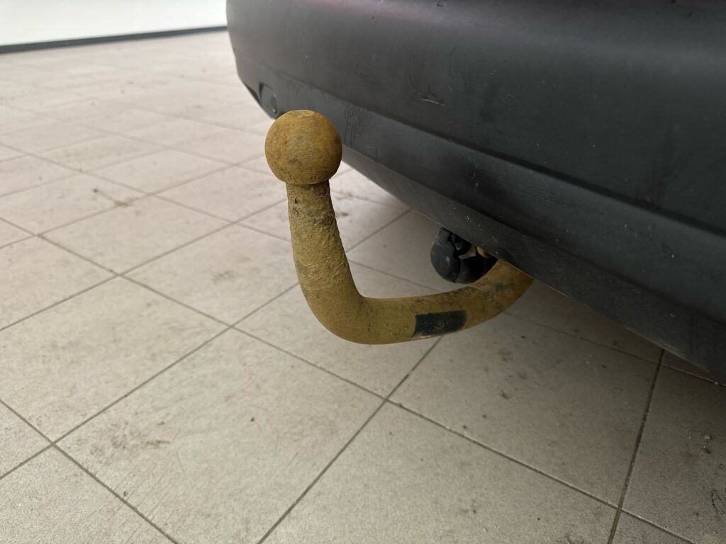 Citroen C4 Cactus 2016 Punainen