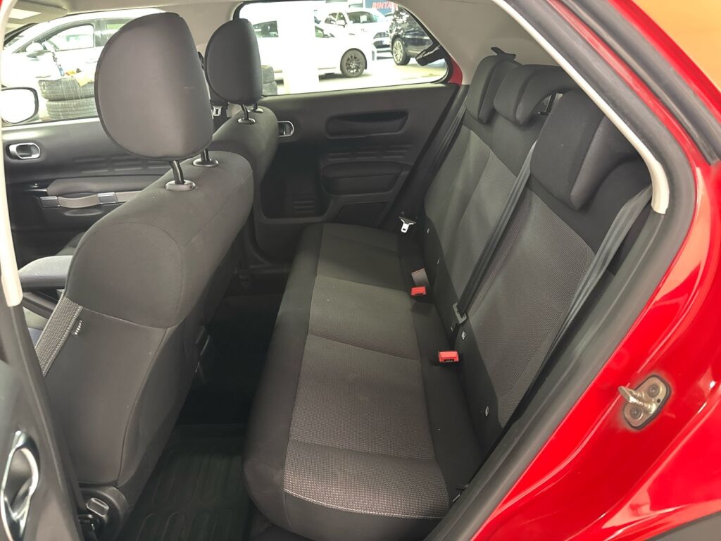 Citroen C4 Cactus 2016 Punainen