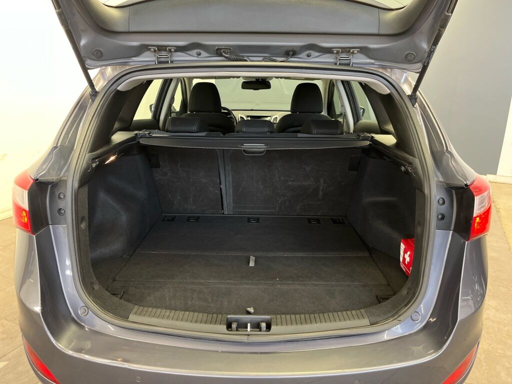 Hyundai i30 Wagon 2017 Harmaa