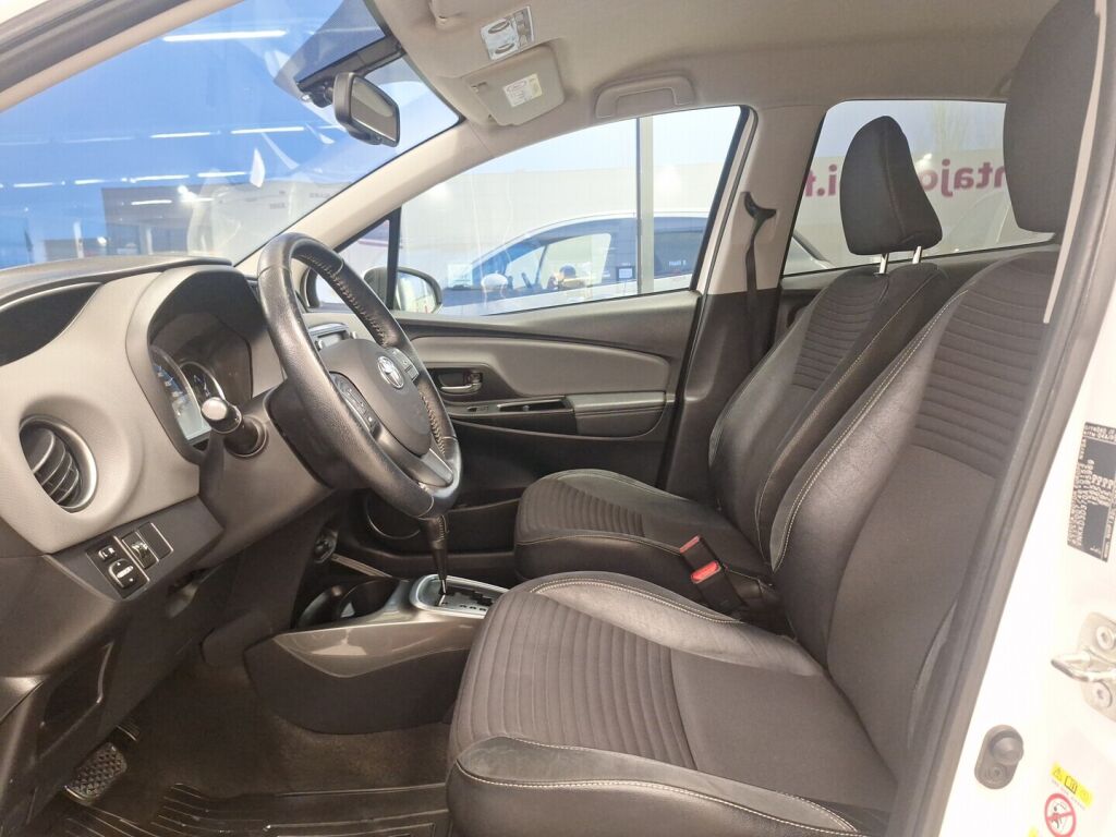 Toyota Yaris 2015 Valkoinen
