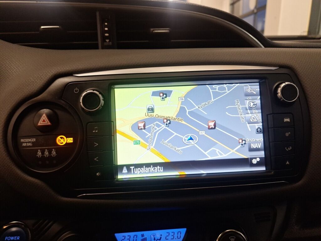 Toyota Yaris 2015 Valkoinen