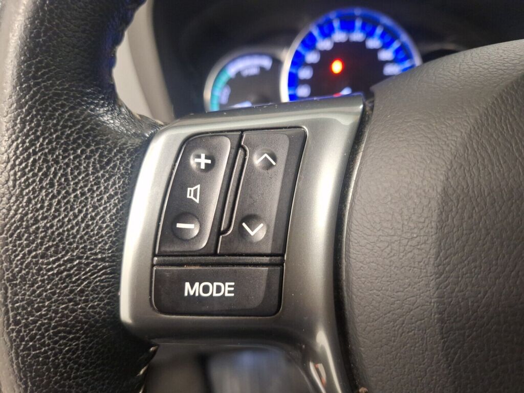 Toyota Yaris 2015 Valkoinen