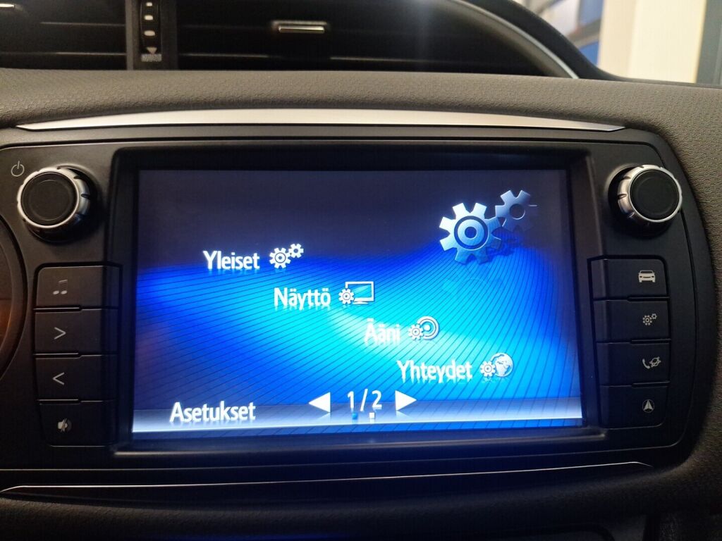 Toyota Yaris 2015 Valkoinen