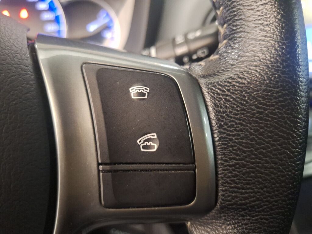 Toyota Yaris 2015 Valkoinen