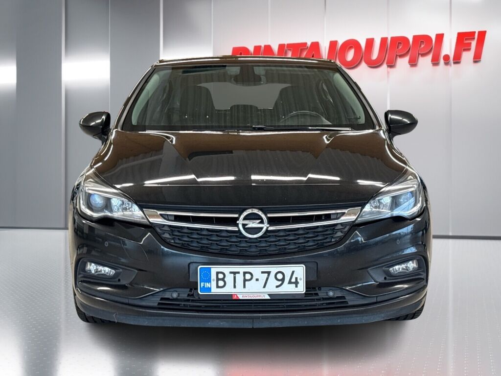 Opel Astra 2016 Musta