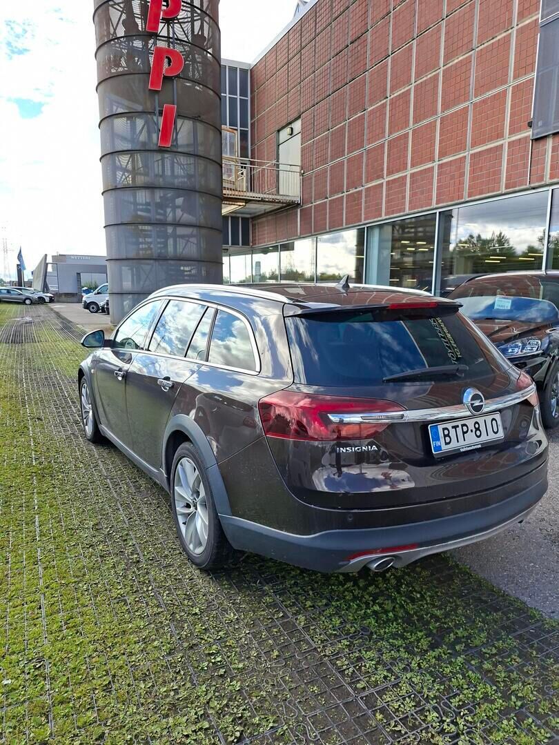 Opel Insignia 2015 Ruskea (beige)
