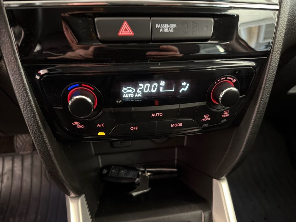 Suzuki Vitara 2016 Oranssi
