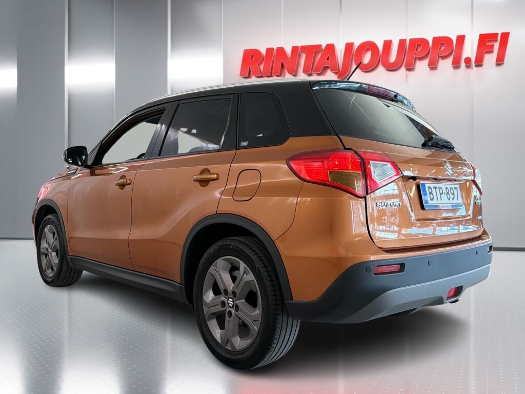 Suzuki Vitara 2016 Oranssi