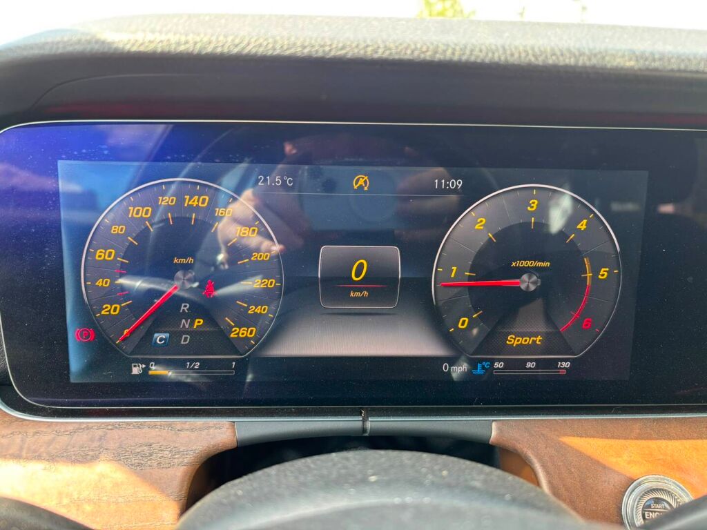 Mercedes-Benz E 2016 Vihreä
