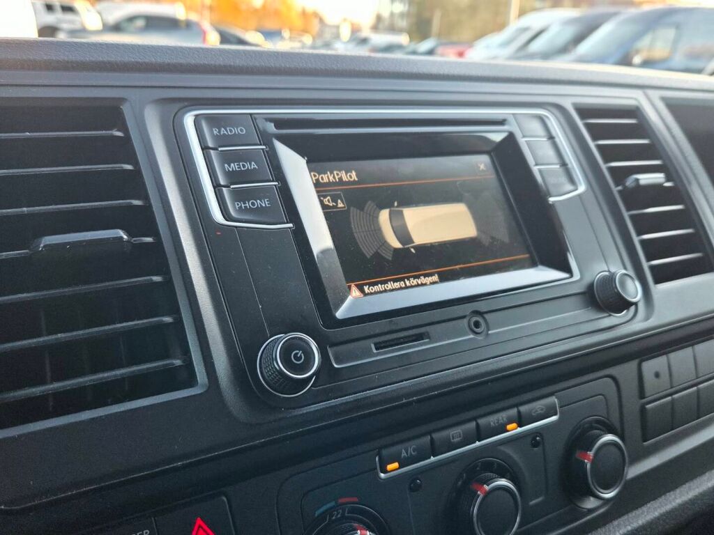 Volkswagen Caravelle 2016 Harmaa