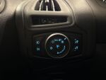 Ford Focus 2017 Punainen