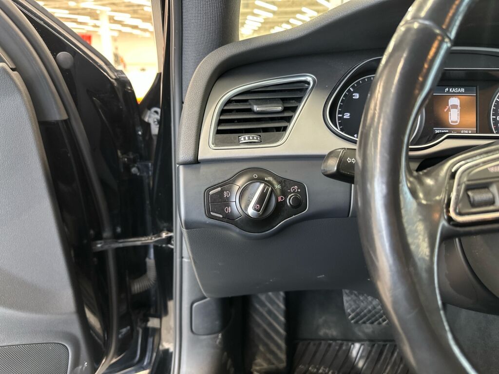Audi A4 allroad quattro 2014 Musta
