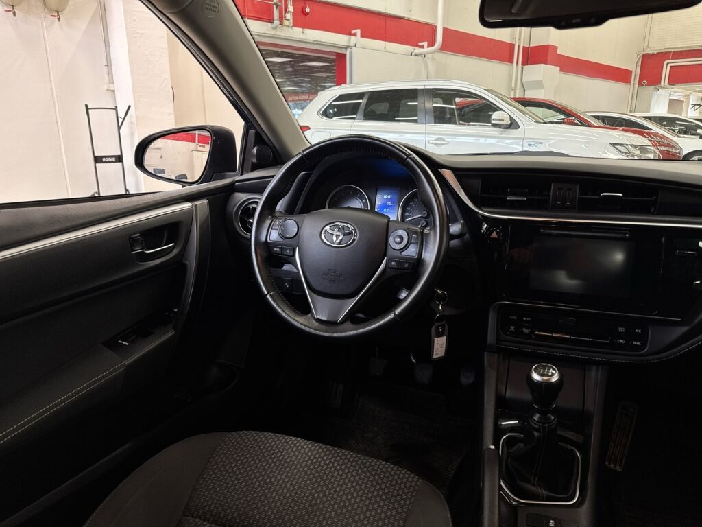 Toyota Corolla 2017 Sininen