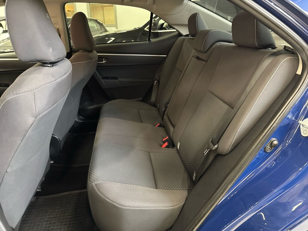 Toyota Corolla 2017 Sininen