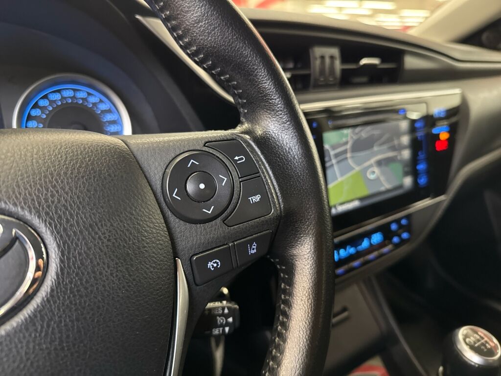 Toyota Corolla 2017 Sininen