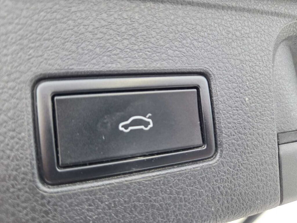 Volkswagen Passat 2017 Valkoinen