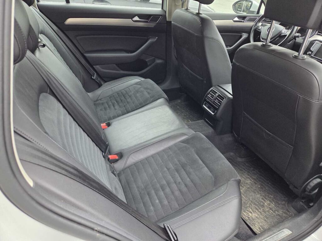 Volkswagen Passat 2017 Valkoinen