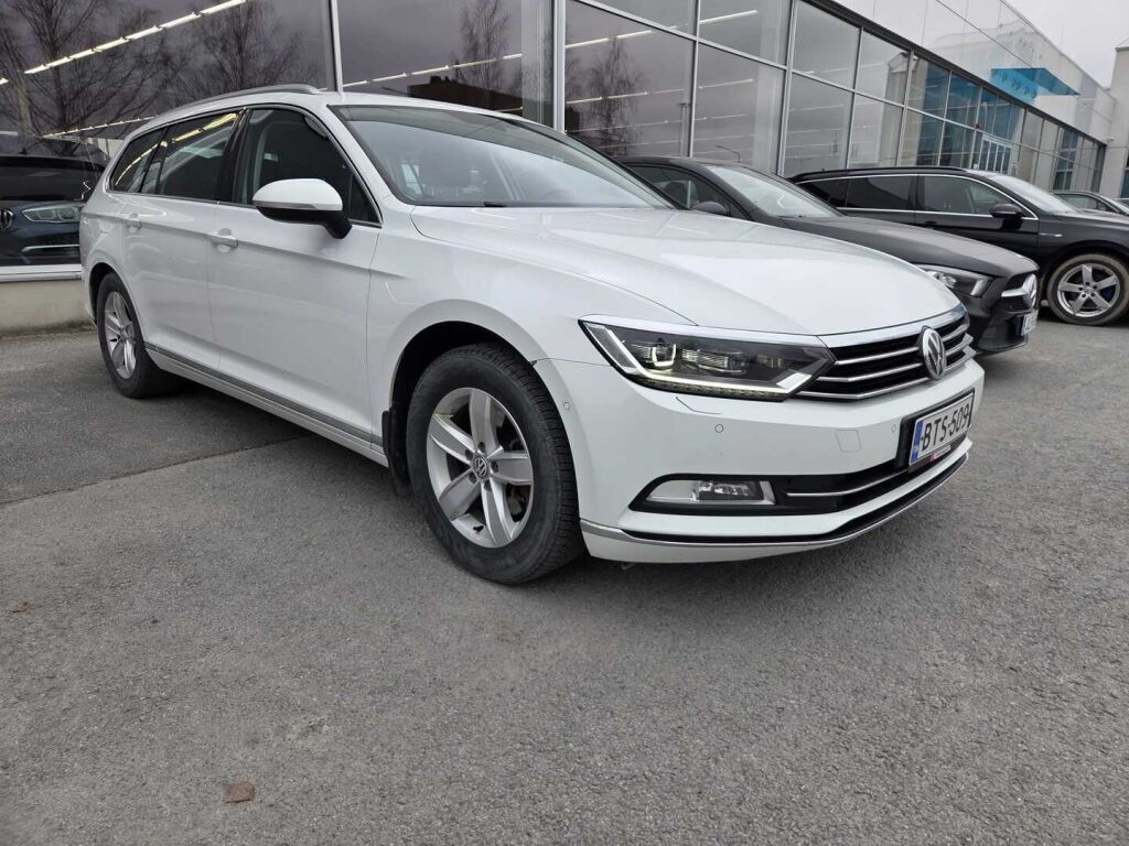 Volkswagen Passat 2017 Valkoinen